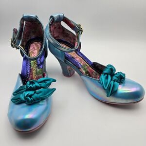 Irregular Choice NEW Summer Breeze Blue Iridescent Holographic W/Bows Sz 39 US 8